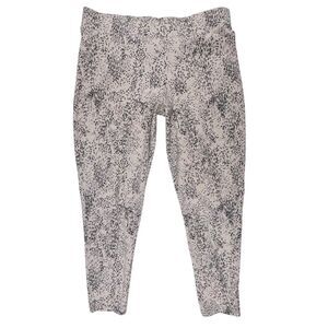 Torrid Leggings 2X Cheetah Print Loungewear Cropped Mid Rise Luxe Activewear